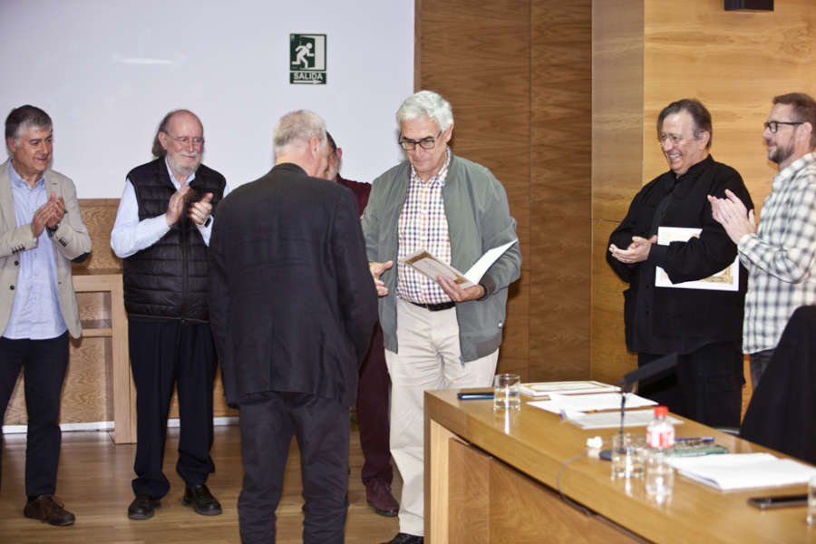 Carlos Beceiro recoge su premio